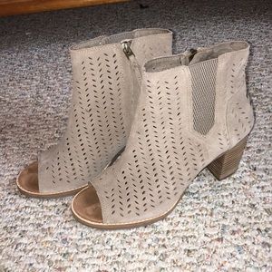 Tom’s Peep Toe Booties